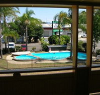 Bucketts Way Motel and Restaurant - Redcliffe Tourism