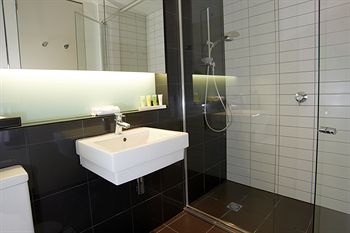 Amity South Yarra Apartments - Redcliffe Tourism 14