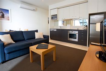 Amity South Yarra Apartments - Redcliffe Tourism 15