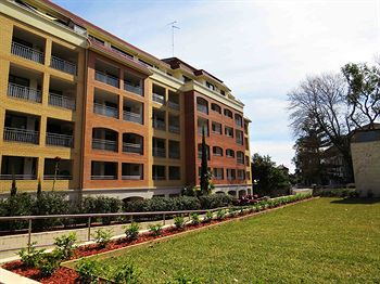 Waldorf Randwick Serviced Apartments - Redcliffe Tourism 1