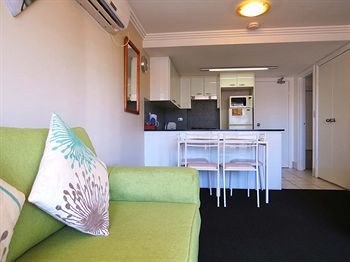 Waldorf Randwick Serviced Apartments - Redcliffe Tourism 2