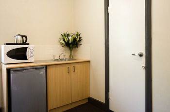 St Marks Lodge - Redcliffe Tourism 8