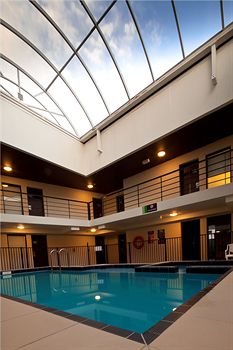 Abey Hotel - Redcliffe Tourism 2