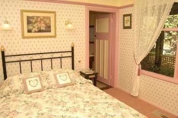 Chalet Blue Mountains - Redcliffe Tourism 6