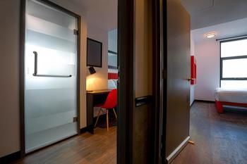 Ibis Melbourne Swanston Street - Redcliffe Tourism 18