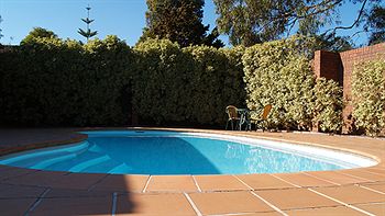 Nunawading Motor Inn - Redcliffe Tourism 25