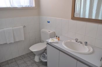 Nunawading Motor Inn - Redcliffe Tourism 32