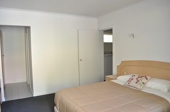 Nunawading Motor Inn - Redcliffe Tourism 42