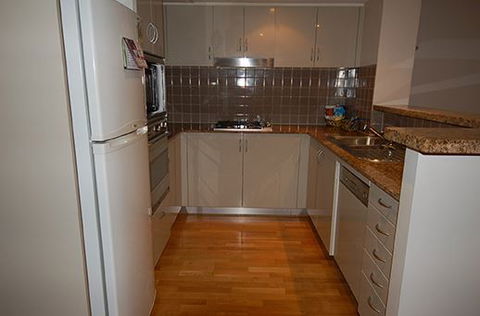 Executive Living - Redcliffe Tourism 3