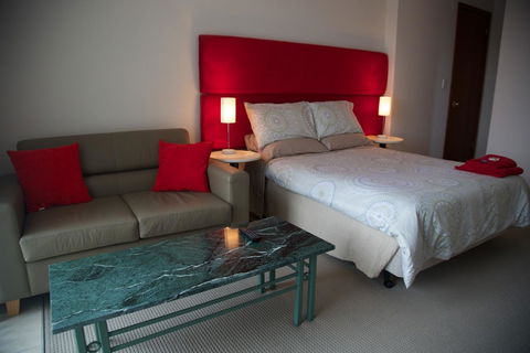 Bondi Beach Sandcastle - Redcliffe Tourism 0