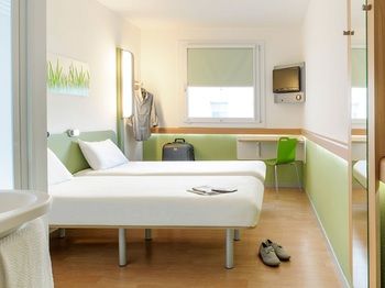 Ibis Budget Dandenong - Redcliffe Tourism 7