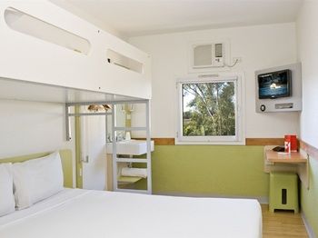 Ibis Budget Dandenong - Redcliffe Tourism 8