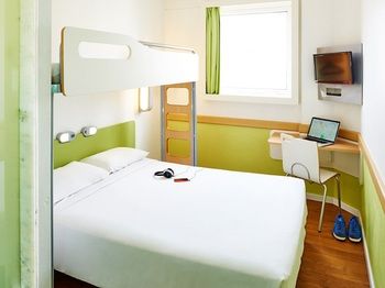 Ibis Budget Dandenong - Redcliffe Tourism 18