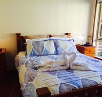 Australian Home Away  East Doncaster Andersons Creek 1 - Redcliffe Tourism