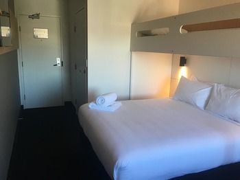 Ibis Budget Casula Liverpool - Redcliffe Tourism 14
