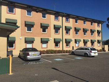 Ibis Budget Casula Liverpool - Redcliffe Tourism 21