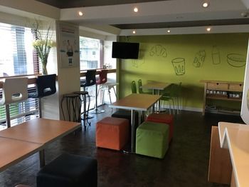 Ibis Budget Campbelltown - Redcliffe Tourism 3