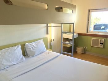 Ibis Budget Campbelltown - Redcliffe Tourism 4