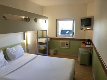 Ibis Budget Campbelltown - Redcliffe Tourism 5