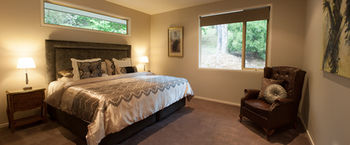 Mountain Element Retreats - Redcliffe Tourism 2