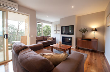 Mountain Element Retreats - Redcliffe Tourism 14