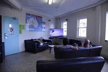 Noah's Bondi - Hostel - Redcliffe Tourism 1