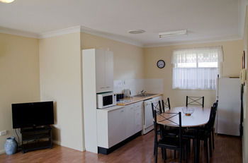 Baybrook Motor Inn & Apartments - Redcliffe Tourism 29