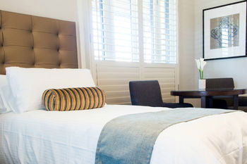 Royal Hotel Randwick - Redcliffe Tourism 17