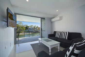 Jacaranda Noosa - Redcliffe Tourism 26