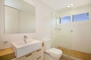 Jacaranda Noosa - Redcliffe Tourism 35