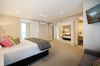 Jacaranda Noosa - Redcliffe Tourism 59