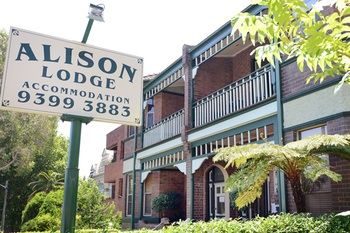 Alison Lodge - Redcliffe Tourism 0
