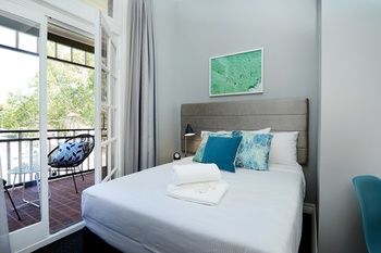 Alison Lodge - Redcliffe Tourism 17