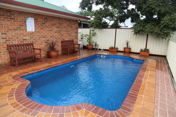 Aussie Rest Motel - Redcliffe Tourism 3