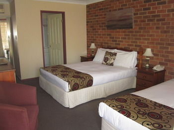 Aussie Rest Motel - Redcliffe Tourism 8