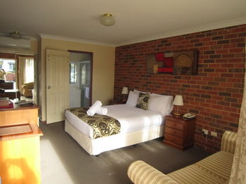 Aussie Rest Motel - Redcliffe Tourism 16