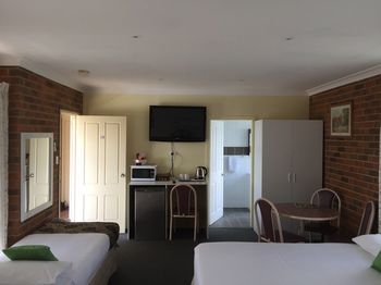 Aussie Rest Motel - Redcliffe Tourism 26