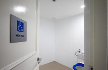 Remington Motor Inn - Redcliffe Tourism 1