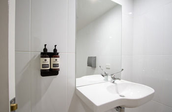 Remington Motor Inn - Redcliffe Tourism 17