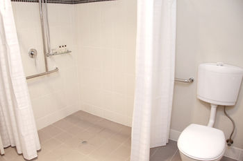 Yabbaloumba Retreat - Redcliffe Tourism 10