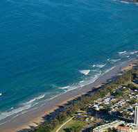 Elouera Tower Beachfront Apartments - Redcliffe Tourism