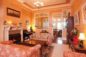 Milton Bed And Breakfast - Redcliffe Tourism 13