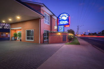 Akuna Motor Inn And Apartments - Redcliffe Tourism 21