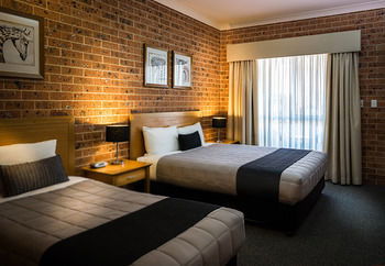 Akuna Motor Inn And Apartments - Redcliffe Tourism 24