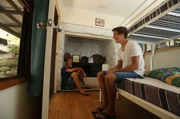 Pittwater YHA - Hostel - Redcliffe Tourism 13