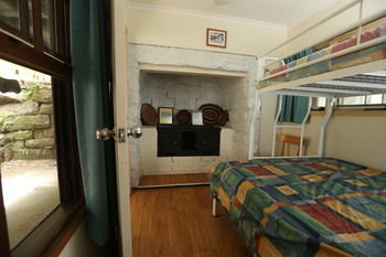 Pittwater YHA - Hostel - Redcliffe Tourism 17