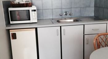 Beach Motel Woolgoolga - Redcliffe Tourism 8