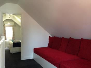 Studio@the Close Morpeth - Redcliffe Tourism 5