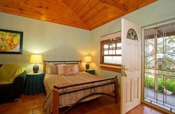 Bimbadeen Mountain Retreat - Redcliffe Tourism 3