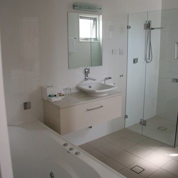 Chaucer Palms Boutique Bed & Breakfast - Redcliffe Tourism 21